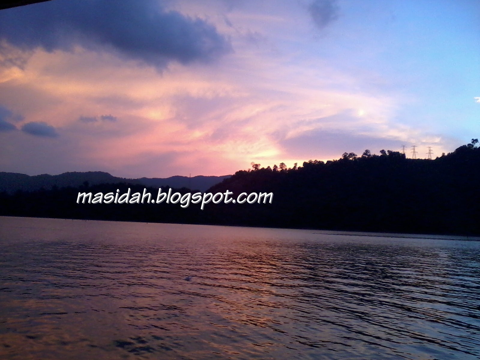 Mazana Ns Senja Di Tasik Banding