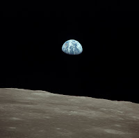 Earthrise seen from the Moon - Apollo 11, Orbit of the Moon