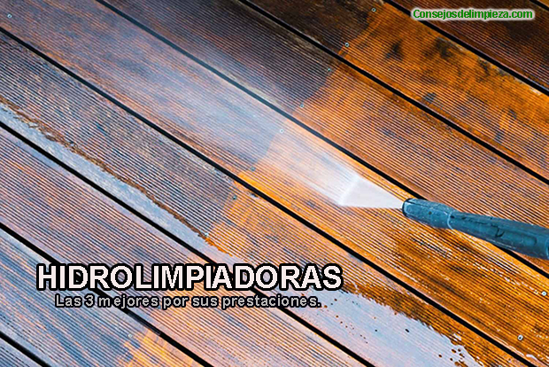 máquina hidrolimpiadora sobre suelo de madera