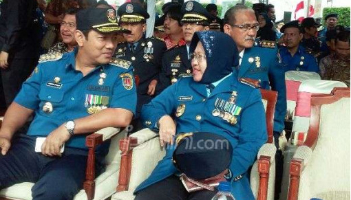 PNS Dapat Hukuman Hormat Bendera Setengah Jam