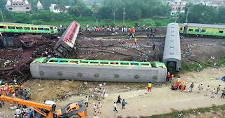 भयानक ट्रेन हादसे का जिम्मेदार कौन ?Who is responsible for the terrible train accident?