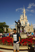 One of the most famous recreational places in Florida is Walt Disney World . (dsc )