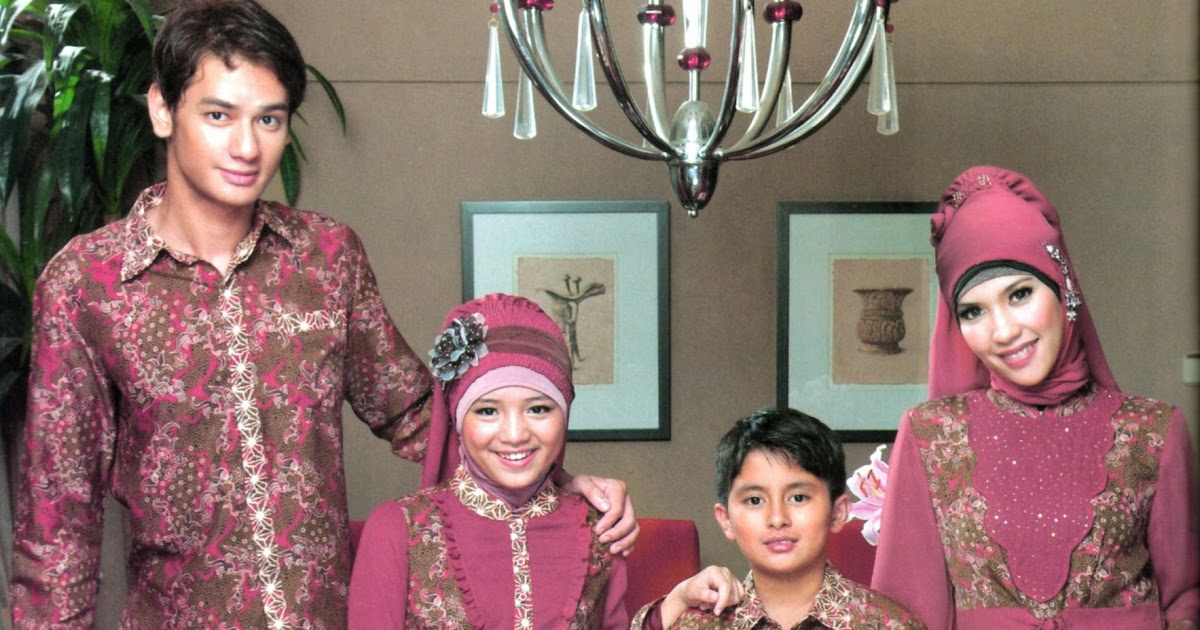 25 Model Terbaik Baju Batik Keluarga Muslim Untuk 