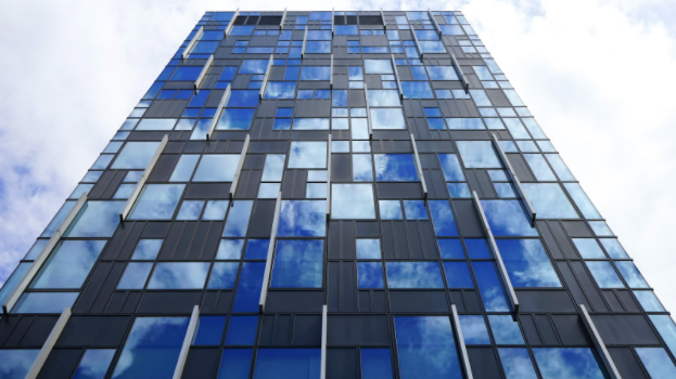 Pros and Cons of Purchasing NNN Properties Pros and Cons of Purchasing NNN Properties