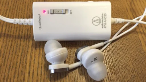 audio-technica カナル型イヤホン ノイズキャンセリング ATH-ANC23