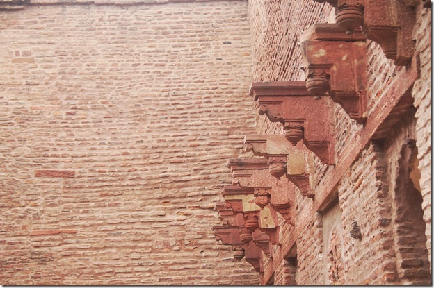 India33