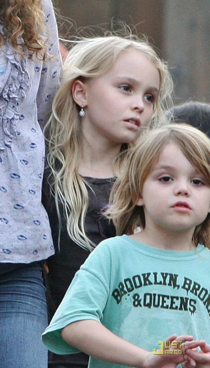 johnny depp kids 2010. Our wonderful kids :3