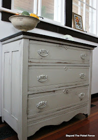 farmhouse dresser, fusion mineral paint, furniture upcycle, paint makeover, https://goo.gl/zxVDy0