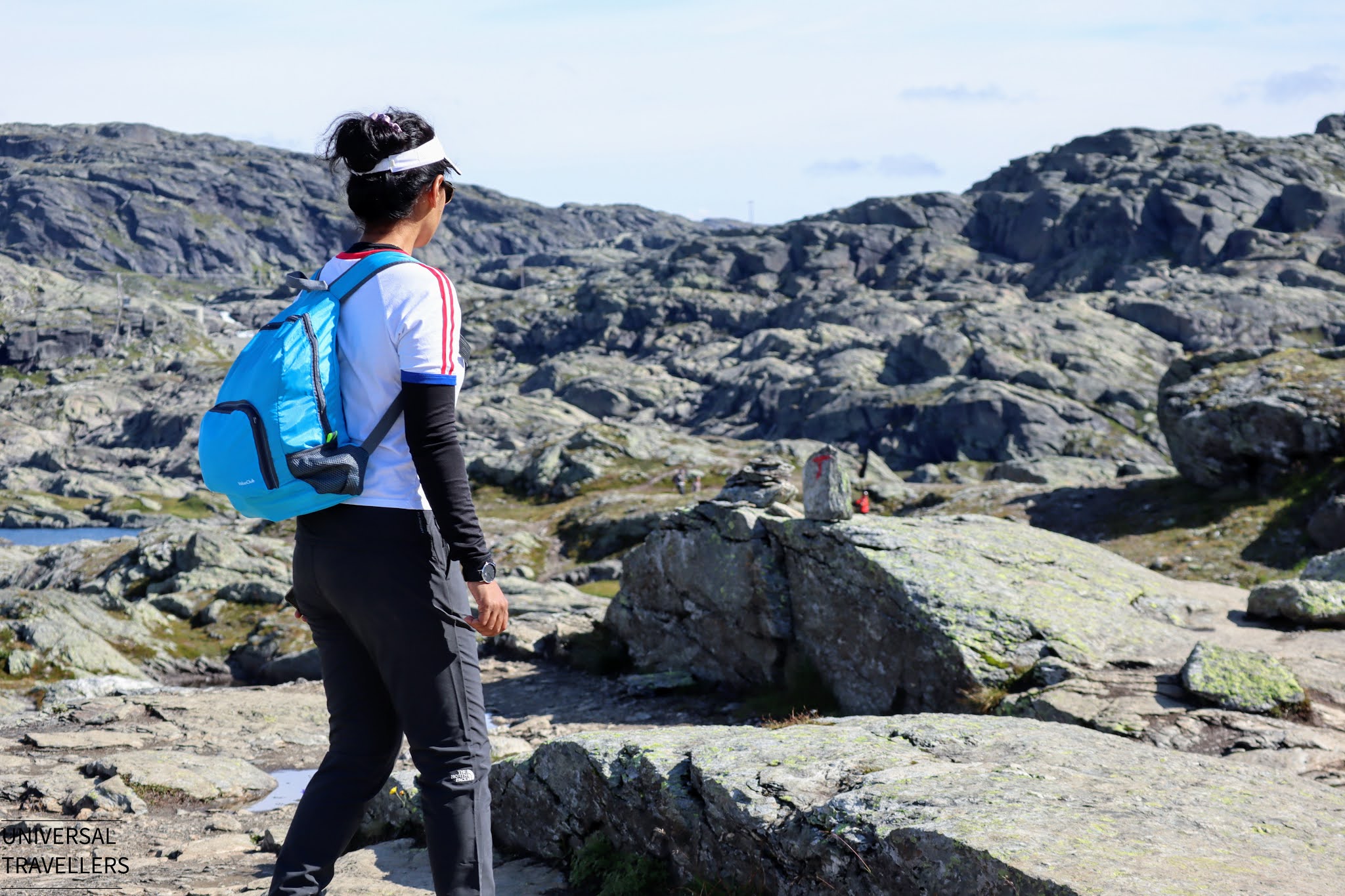 Girl hiking Trolltunga