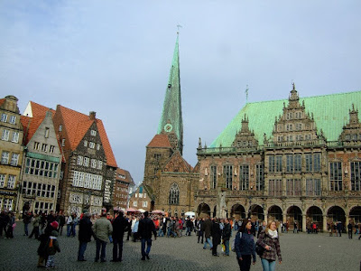 The marktplatz and the Rathaus