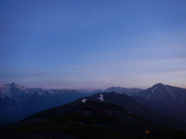 蝶ヶ岳山頂からの常念岳