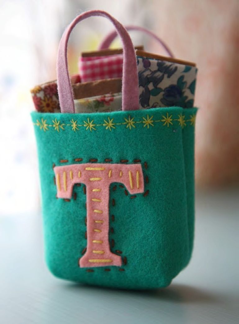 DIY Mini Gift Bag Tutorial