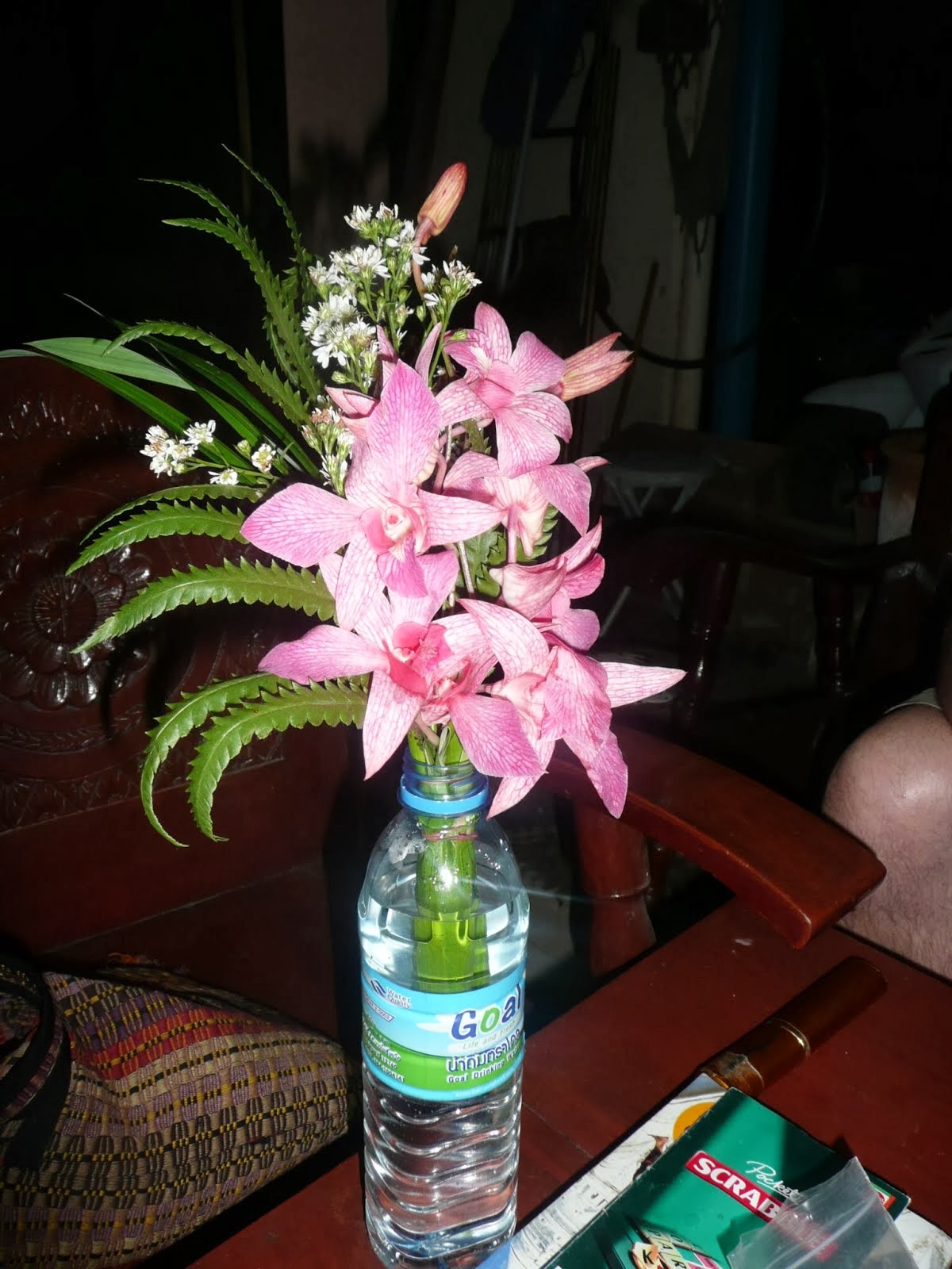 Get ya orchids here, 20p the bunch