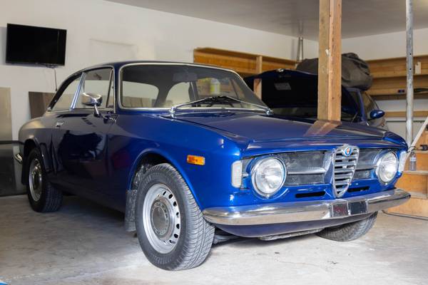 1968 Alfa Romeo GT 1300 Junior Stepnose