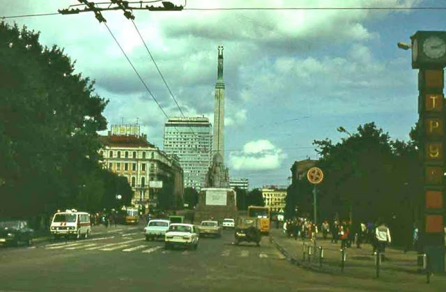 1980-е годы. Рига. "Трудовые" часы "Лайма"