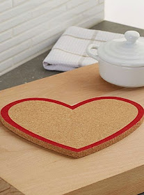 http://www.simons.ca/simons/product/11336-7142108/Trivets+and+Coasters/Heart+cork+trivet++20%C2%A0cm,+round+shape?/en/&catId=c1155&colourId=99