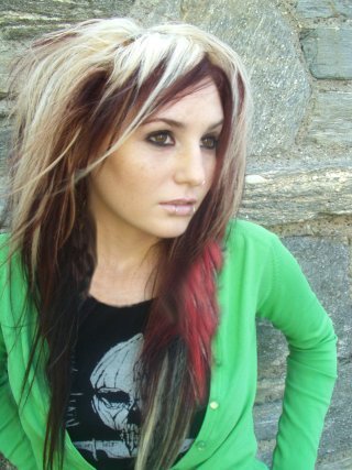 Modern Medium Emo Hairstyles for Girls 2010