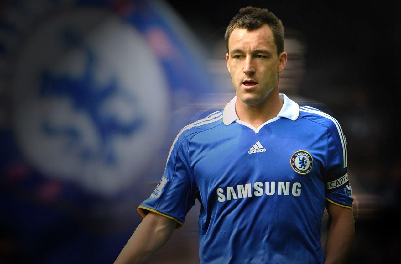 John George Terry lahir di Barking, London, Inggris, 8 Desember 1980