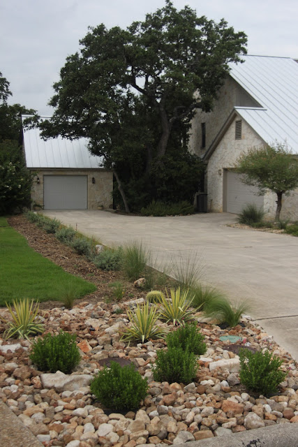 Landscaping Ideas For Driveways