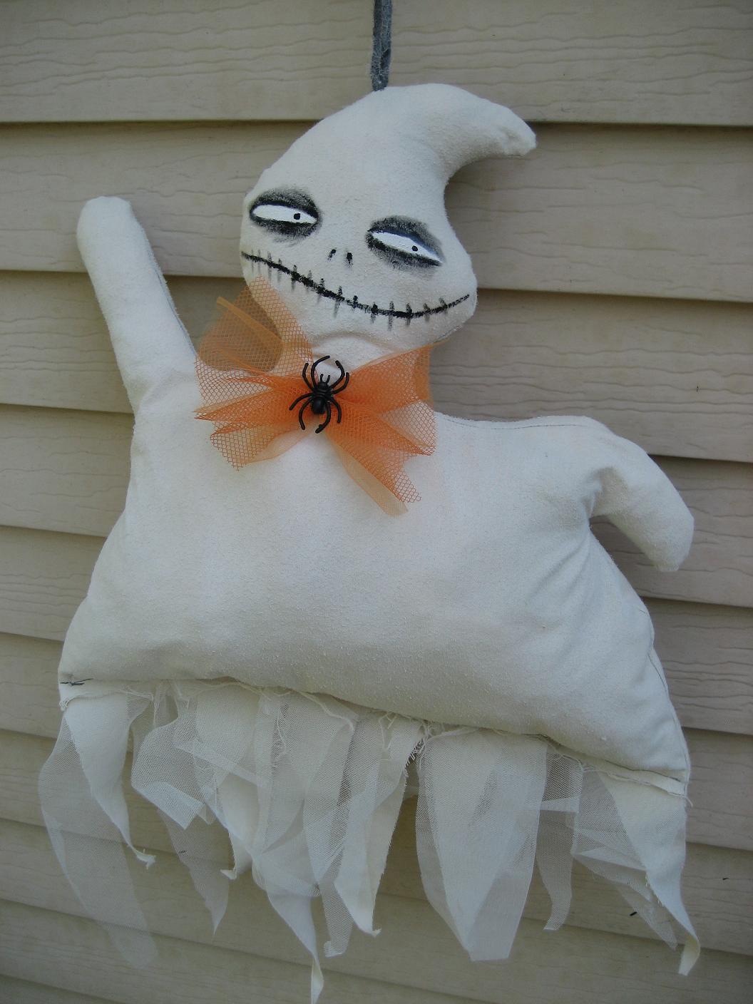 40 Best Pictures Ghost Decorations For Yard : DIY Floating Halloween Ghosts For Your Yard