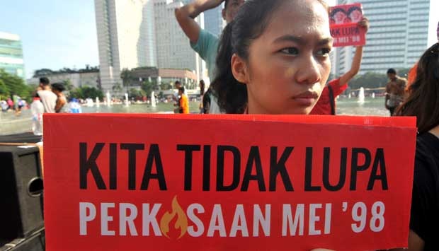 Kasus Perkosaan Mei 1998: Tanpa Kabar dan Kepastian Setelah 22 Tahun, naviri.org, Naviri Magazine, naviri majalah, naviri