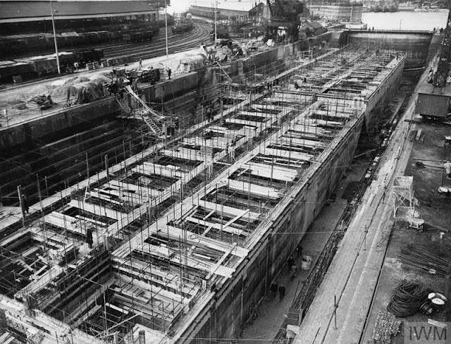 CONSTRUCTION OF MULBERRY HARBOURS, SOUTHAMPTON, APRIL 1944