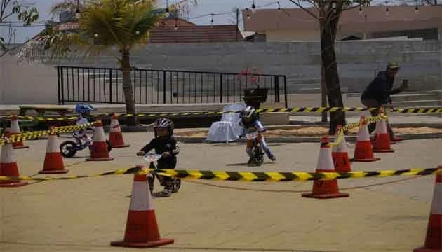 Keren: Puluhan Pembalap Cilik Beradu Kecepatan di Ajang Push Bike Competition Pekalongan