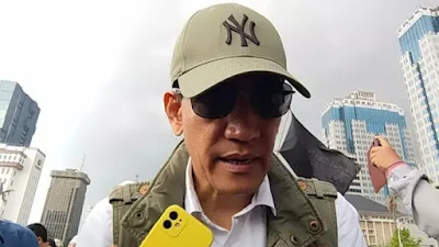 Relawan Anies Datang dengan Sukarela, Refly Harun: Kalo Ganjar Karena Amplopnya…