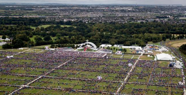 Crowds for Phoenix Park Mass fall well below expected level of 500,000