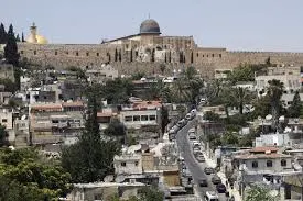 The Al-Aqsa raids and the political rise of Ibn Ghafir Has provocation become the way to positions? On the morning of January 3, 2023, Ben Gvir, the leader of the far-right "Jewish Power" party, under heavy security from the Israeli police, stormed the courtyards of the mosque, in an incident that was the first of its kind after he assumed a ministerial portfolio in the recently formed government of Benjamin Netanyahu.  The extremist Israeli Minister of National Security, Itamar Ben Gvir, stormed the courtyards of Al-Aqsa Mosque, sparking condemning Palestinian, Arab and international reactions, amid calls for the necessity of preserving the status quo in the holy city, and avoiding the outbreak of a religious war in the entire region.  On the morning of January 3, 2023, Ben Gvir, the leader of the far-right "Jewish Power" party, under heavy security from the Israeli police, stormed the mosque's courtyards for a quarter of an hour, in an incident that was the first of its kind after he assumed a ministerial portfolio in the recently formed government of Benjamin Netanyahu.  Ibn Gvir had previously stormed Al-Aqsa Mosque repeatedly in his personal capacity over the past years, and then as a Knesset member, but it is the first time that he stormed it in his capacity as a minister within Netanyahu's government, which is seen as "the most right-wing government in Israel's history," as he fulfilled his promise during his election campaign. By storming the mosque if he became a minister.  In turn, the official Israeli channel revealed that Ben Gvir's storming of Al-Aqsa Mosque took place in coordination with Netanyahu, after Hebrew media said that the first retracted his step after a call he received from Netanyahu on the night of the storming, in what was described as an " organized deception " according to observers.  On the evening of the day of the raid , Ben Gvir said in an interview with the Israeli Channel 12, "This government does not care about anyone's threats, but we must not tell Hamas everything," claiming that "Jews are being persecuted and denied entry to the Temple Mount, and this is a situation that must change." .  Israeli condemnation and warning  Arab and Western positions condemning Ben Gvir's move extended even to Israeli circles, as Knesset member from the opposition Labor Party, Nehme Lazimi, criticized Itamar Ben Gvir's storming of Al-Aqsa Mosque, describing him as a maniac.  And she said in a tweet on his Twitter account: "Ben Gvir proved what we said in the discussions about amending the police law. What matters to him is not national security, but power and control in order to provoke, draw attention, and recruit the police for his political needs," noting that she "does not believe that this maniac Fires is Homeland Security."  For its part, the "United Torah Judaism" bloc, a partner in the government coalition, criticized Ben Gvir, and the " Yated Ne'eman" newspaper, the mouthpiece of the "Degel United Torah" party, which is one of the two parties that make up "United Torah Judaism", said Ben Gvir's move as "unnecessary provocation." It is also "an unacceptable show that poses a danger to the lives of the Jews."  In an article in the Hebrew newspaper Haaretz, writer Zvi Barel warned that Ben Gvir would be responsible for bringing down the Palestinian Authority and putting Israel on an accelerating collision course with the Arab countries with which it concluded peace agreements, not to mention Washington and Western capitals.  He added that Ben Gvir "is determined to foment an uprising named after him, and he will not rest until he drags the Israeli government, the army and all Israelis into a reckless adventure that will turn Israel into a pariah state."  Barrell said, "Ben Gvir is the same one who caused the May 2021 uprising, which affected the cities of the Green Line and resulted in a wave of violence in cities and towns where Arabs and Jews coexist," noting that the first spark for that uprising was protests organized by the far-right Lahava group. And reached the provocations to Sheikh Jarrah neighborhood.   Right-wing agenda  Saeed Bisharat, an expert specializing in Israeli affairs, says that Itamar Ben Gvir is not the one who stormed the courtyards of Al-Aqsa Mosque, but rather Netanyahu's new government, as he serves the right-wing agenda of the Israeli Prime Minister, inferring from his words that the raid took place with the approval of Netanyahu, the security system and all official bodies in the occupying country. .  Bisharat explains in his interview with TRT Arabi that the tool was represented by Ibn Ghafir, who carried out the raid because he tolerated flogging and criticism, and he also loves these shows and provocations.  It is believed that the Netanyahu government resorted to this intrusion in order to implement an agenda that it was unable to implement and impose equations through the right-wing formation, stressing the need to build a new strategy from the Palestinians, the resistance and the free people in the world in order to challenge these Israeli provocations and actions, especially in light of the international community’s condemnation of them. .  Bisharat points out that the Netanyahu government, with the help of the right-wing class, whose members were described by one of the rabbis as "donkeys", "will implement another agenda, such as drinking from the water taps in Al-Aqsa - which are forbidden to them - and slaughtering the sacrificial animal and implementing everything they planned for," noting that it is an executive government. You want to resolve controversial issues.  Bisharat asserts that Ben Gvir has "wild" plans other than the incursions, and "therefore the matter will not stop at this point," pointing out that enthusiasm always takes him and pushes him to do everything prohibited.  It is believed that Ben Gvir's future will grow because he implemented his electoral promises and made them a reality, indicating that his star is rising and rising in light of his adoption of populist policies, noting that he "does not rule out becoming prime minister one day."  Religious Zionism  In turn, the expert on Israeli affairs, Adel Shadid, believes that Ben Gvir's storming of Al-Aqsa is part of it to reach positions and satisfy his electoral audience, but he stressed that the matter is greater than that.  In his interview with TRT Arabi, Shadid explains that the raid, according to the Palestinians, is a "deliberate provocation", but from Ben Gvir's point of view is different, indicating that the Jews consider entering Al-Aqsa Mosque a "sacred ascension."   He points out that his incursion into Al-Aqsa Mosque is a mistake, considering that it falls within propaganda, showmanship, or provocative considerations, "inasmuch as it represents a new beginning for religious Zionism to translate its project towards Al-Aqsa Mosque."  And he asserts that the Al-Aqsa issue is at the heart of the program of the religious Zionist project, of which Ben Gvir is one of its titles.” It claims that “the Temple was here, and its Al-Aqsa place was built, as it must be demolished and the Temple rebuilt.”  He believes that this incursion will not be the last, but rather a remarkable increase in the coming dates. He also believes that there will be a change in how to enter Al-Aqsa, such as performing prayers and religious rituals inside it, in addition to the settlers wearing clothes with religious symbols in clear contradiction with the so-called status quo in Al-Aqsa.  He points out that the status of Al-Aqsa Mosque in the "religious Zionism" to which most of the components of the new Israeli government belongs is an important place and is part of its program.  Regarding the political future of Ibn Ghafir, the specialist in Israeli affairs says that the latter is "part of a situation that has developed in the past three decades, and things cannot be returned to their previous state."   Ben Gvir a rogue settler  It is noteworthy that Ben Gvir, born in 1976, drew his extremist ideas from the school of extremist Rabbi Meir Kahane, which was classified as a "terrorist and fascist" movement, and was known as "Kahaniism", and its approach combines national exaggeration, political religiosity, and violent practices.  Ben Gvir studied law and tried to join the Bar, but his request was rejected due to his criminal record and his involvement in demonstrations and activities of the extreme right, before he was later allowed to join in 2012, when he defended what the Israeli newspapers described as "rogue settlers."   Ben Gvir - known for his extreme racism towards the Arabs and his affiliation with movements hostile to their presence in Palestine - did not succeed in entering the Knesset except after several strenuous attempts. The New Right" Naftali Bennett included him in the list of the Religious Zionist Alliance in the elections that followed.  Ben Gvir headed the "Jewish Power" party in the 24th Knesset elections, where he won the support of Netanyahu to enter parliament for the first time in March 2021, then he was re-elected in the 25th Knesset elections in early November 2022, to later take over the national security portfolio with expanded powers.  On December 7, 2022, the American news site “Axios” quoted US officials as saying that the White House discussed the possibility of not dealing with extremist ministers in the Israeli government, noting that the US ambassador to Israel, Tom Needs, urged the administration of President Joe Biden to take a more cautious approach. Accuracy with the Netanyahu government.