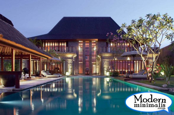 glorious pool Balinese hotel design