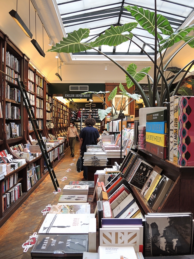 Parijs: een toertje langs Engelstalige boekenwinkels