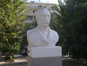 προτομή του Νικόλαου Σκουφά στο Κολωνάκι