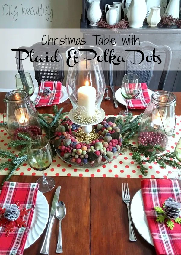 plaid and polka dots Christmas table