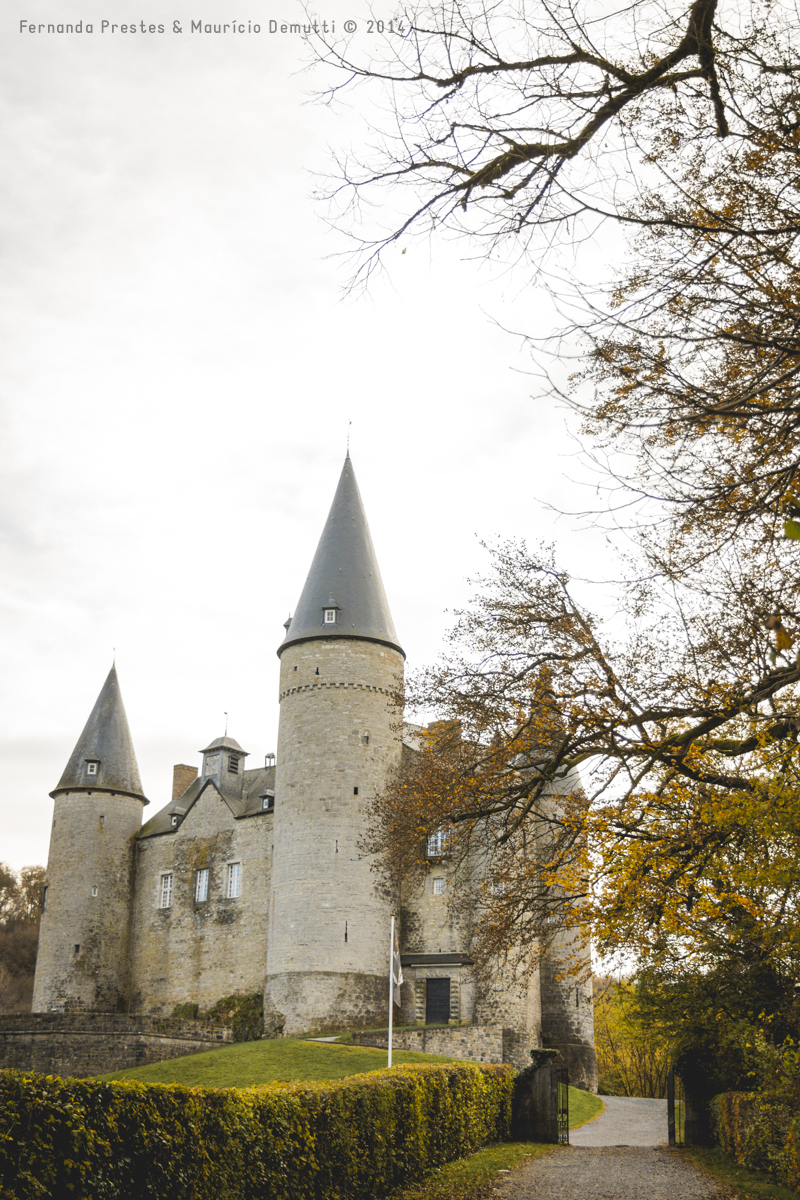 Castelo de Vêves na Bélgica