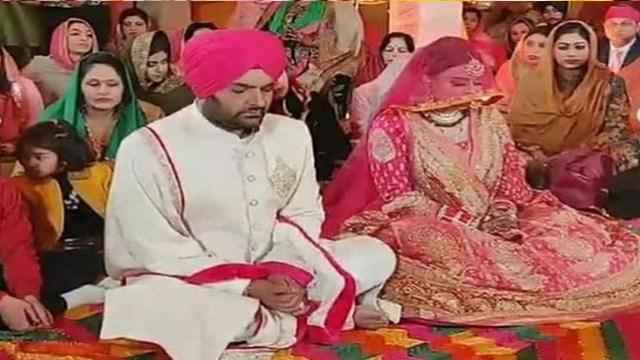 kapil sharma and ginni chatrath's wedding photos and pics