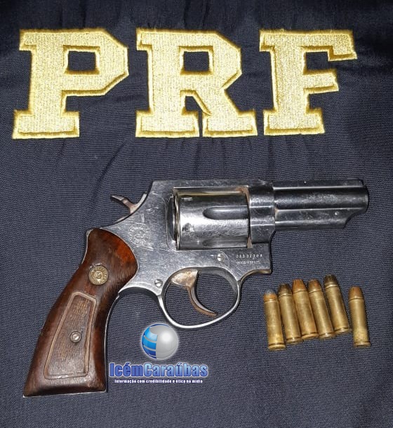 Homem de 43 anos é preso por porte ilegal de arma de fogo na BR 405 em Felipe Guerra, RN