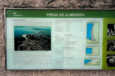 Cartel en la presa