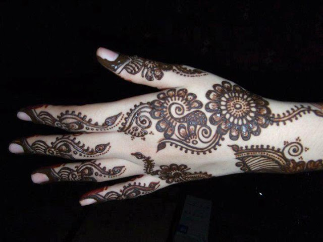 Beautiful Mehndi Design Pictures Wallpapers Free Download