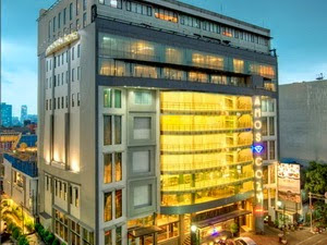 Amos Cozy Hotel - Top hotels near Blok M Mall Jakarta