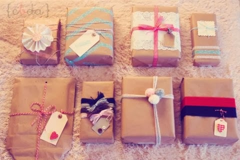 http://conbotasdeagua.mujer.es/2011/12/19/9-maneras-de-envolver-un-regalo/