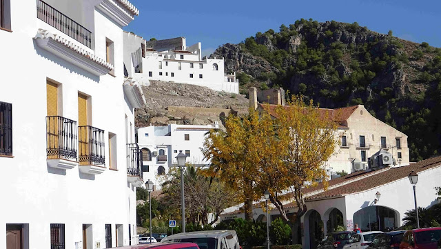 Nerja in November - Frigiliana