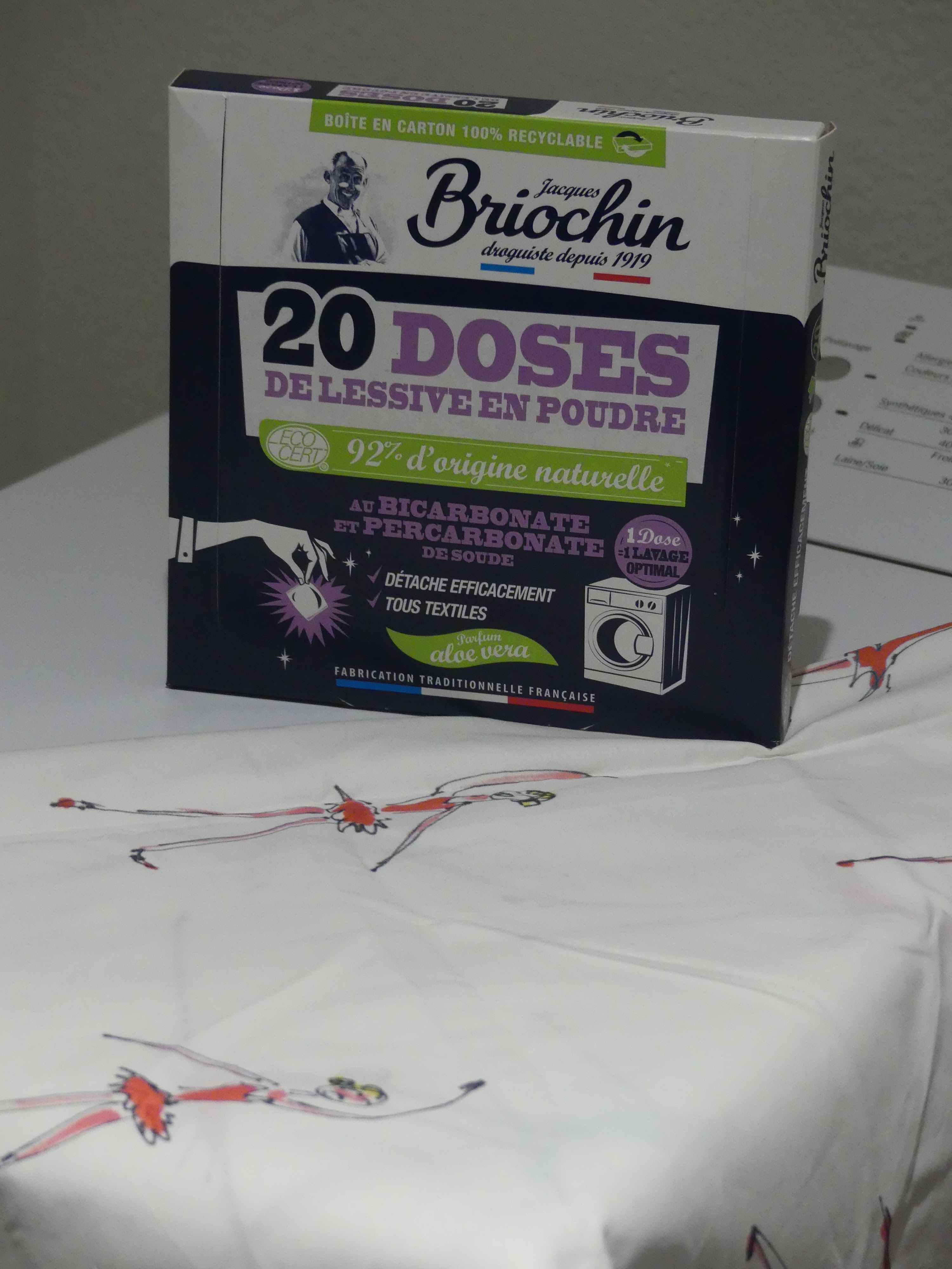 Briochin lance une gamme de doses en poudre spéciale lessive - DAME  SKARLETTE