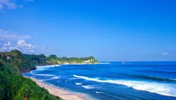 Wisata Pantai Nampu Kabupaten Wonogiri Jawa Tengah Indonesia