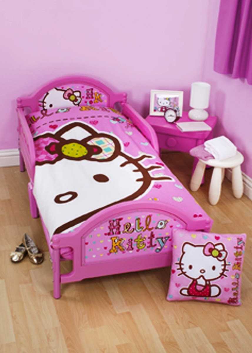 Hello Kitty Bedroom Decorations