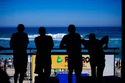 oi rio pro 2022 saquarema brasil pro surf30 Spectators 22RioPro DIZ 6909 Thiago Diz