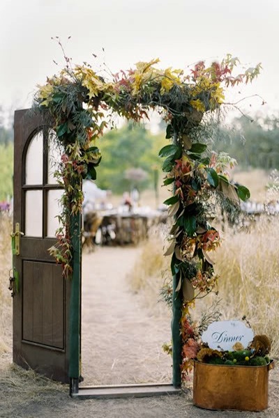 Hearts Flowers Decorating For Your Wedding Day Rustic 