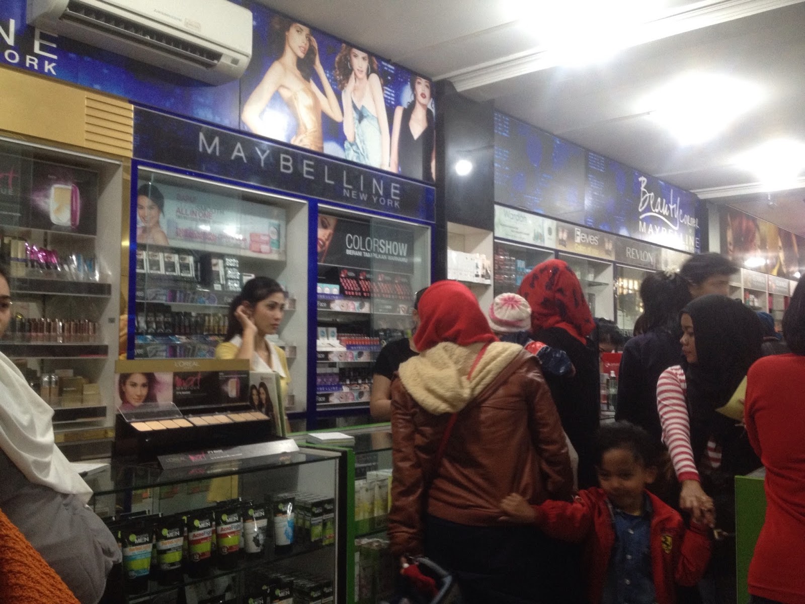 Toko Mahmud Bandung Jual Make Up Murah