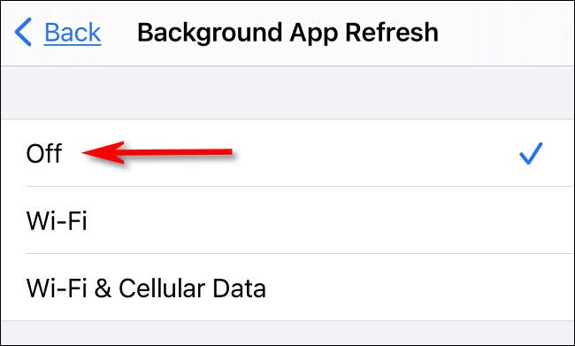 في "تحديث التطبيقات في الخلفية" ، حدد "إيقاف".
