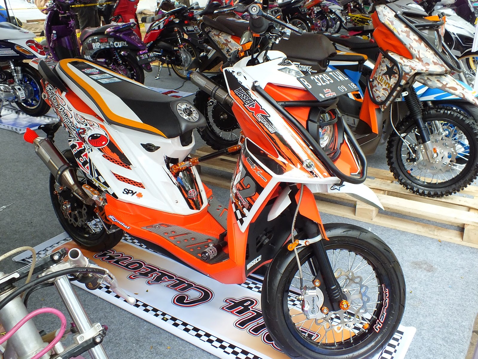 KONSEP MODIFIKASI YAMAHA X RIDE TERBARU TAMPILAN SUPERMOTO